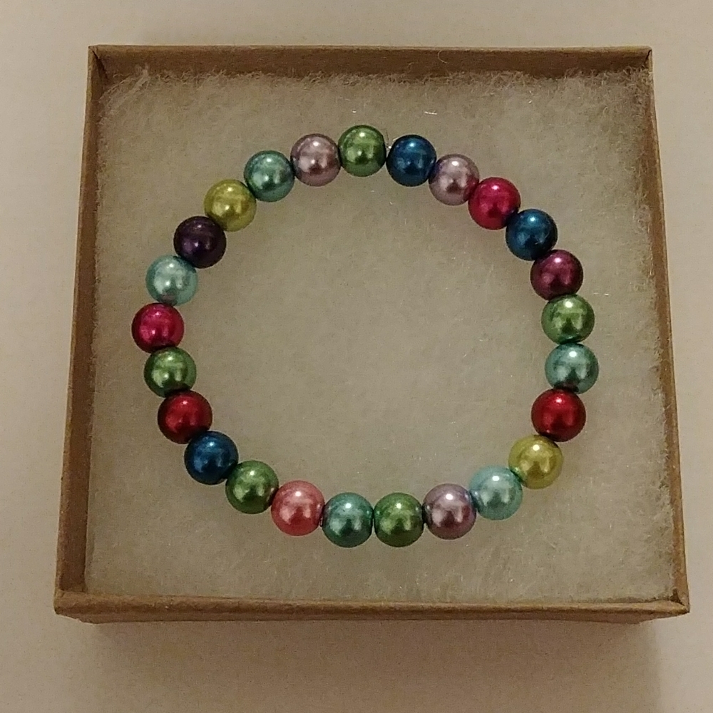 Multi Rainbow Pearl Bracelet - Picture 2 of 8